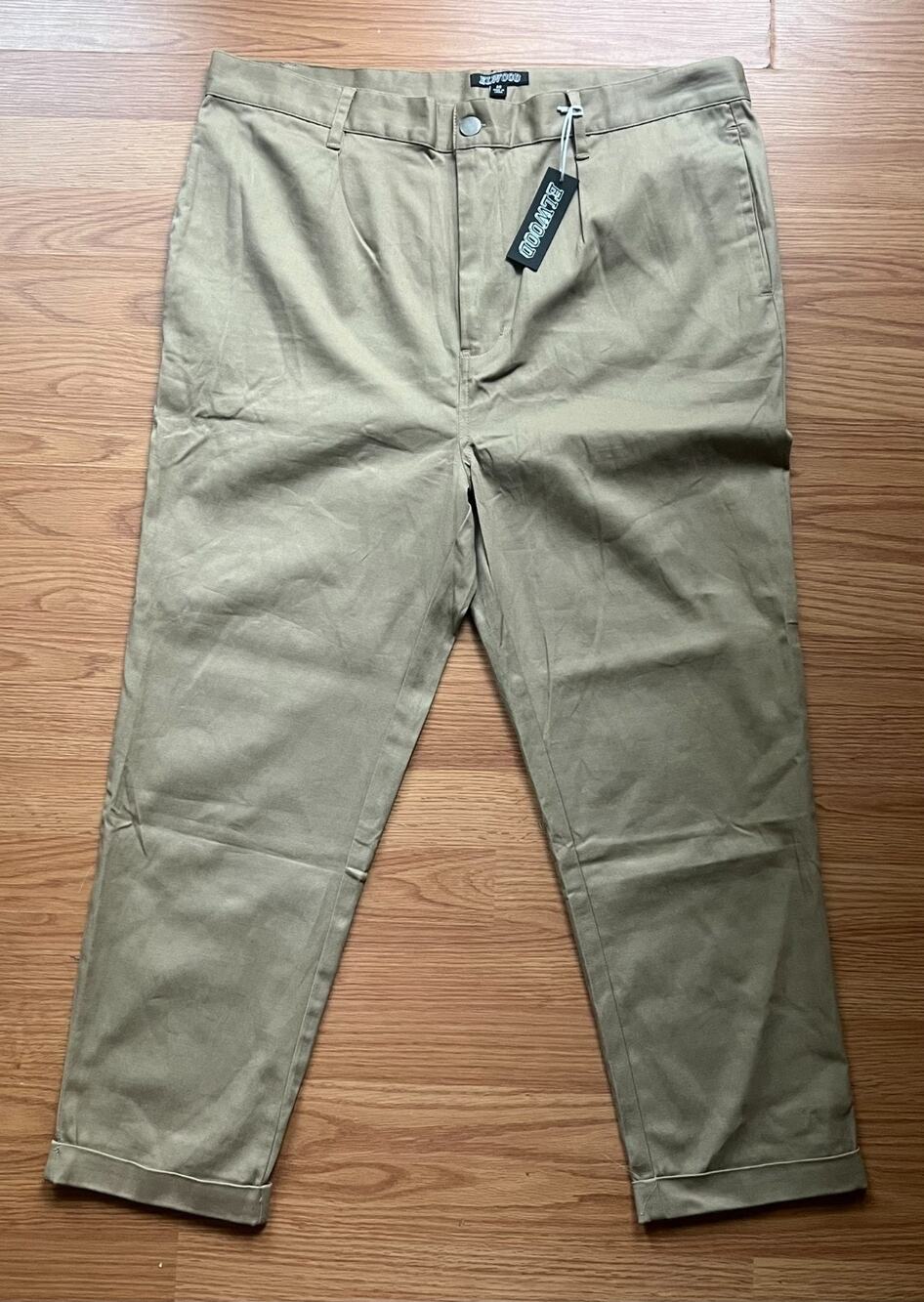 Elwood Cropped Pleated Pants Mens 38 Khaki Tan Chino Cuffed NWT